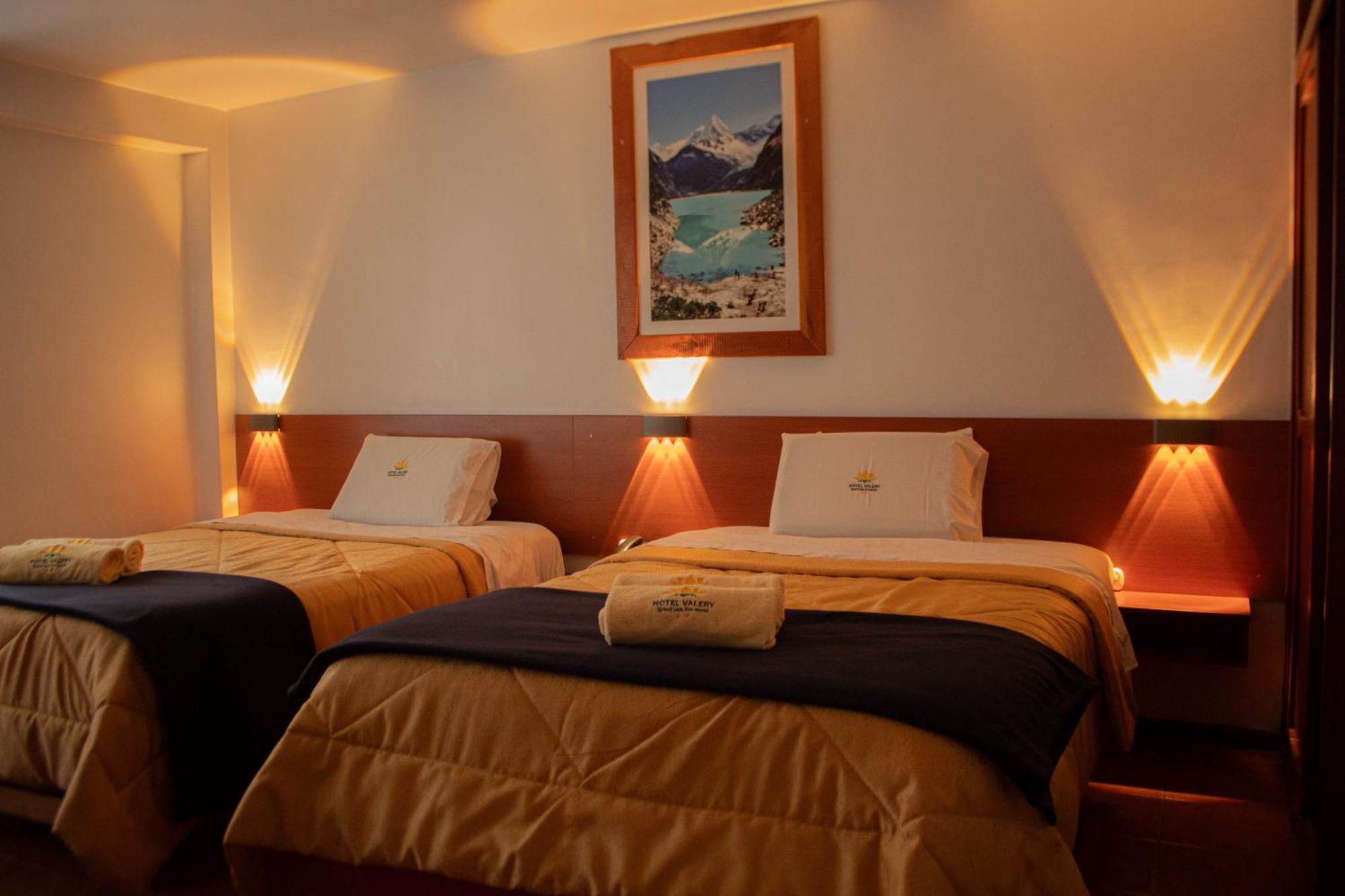 Hotel Valery 2 Estrellas Huaraz  Dış mekan fotoğraf