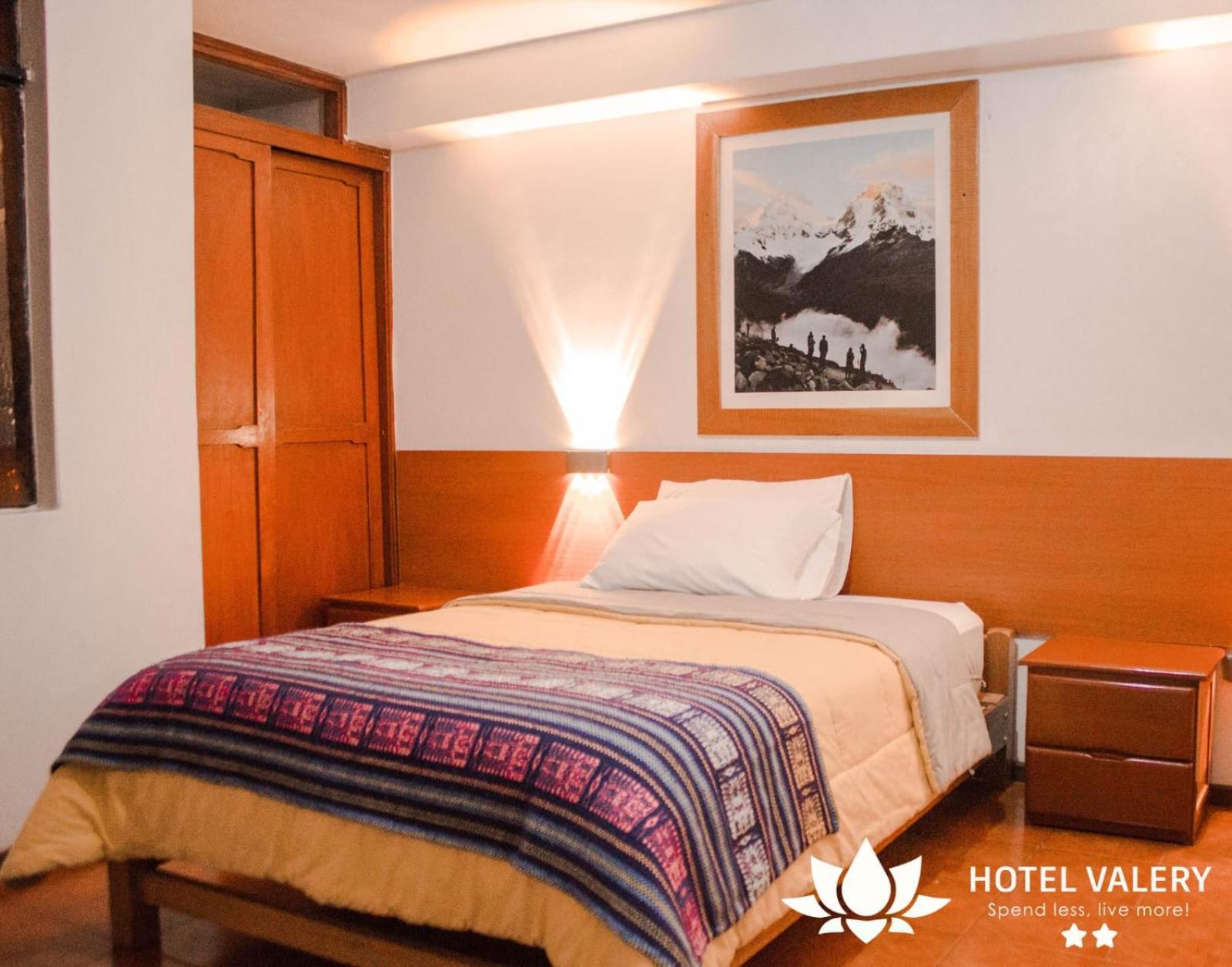 Hotel Valery 2 Estrellas Huaraz  Dış mekan fotoğraf
